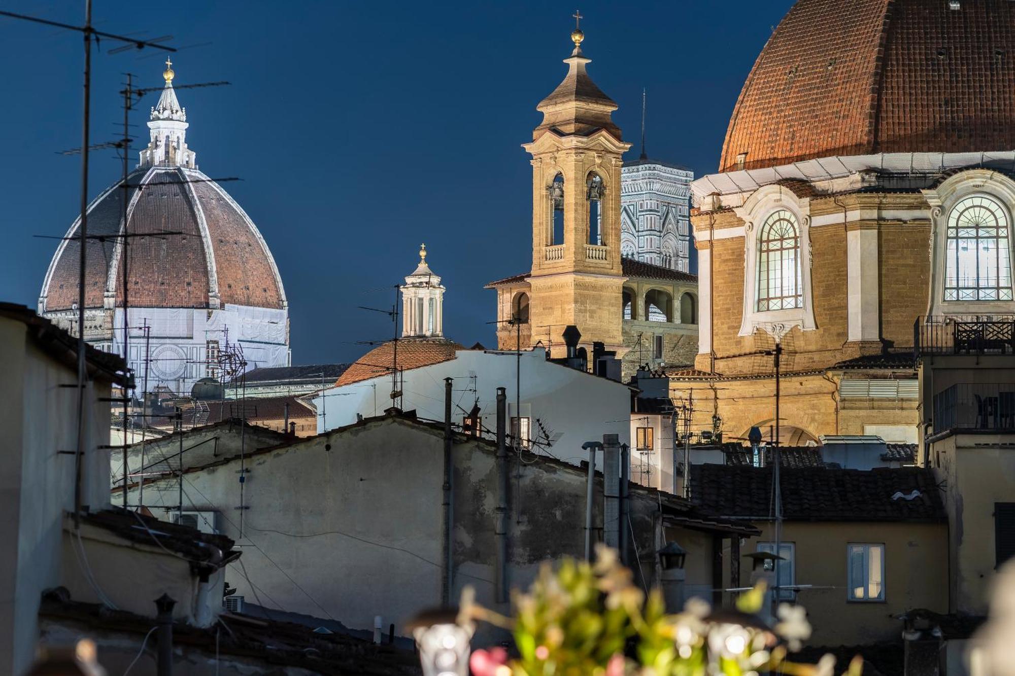 Central View Boutique - Milu Holidays Firenze Bagian luar foto